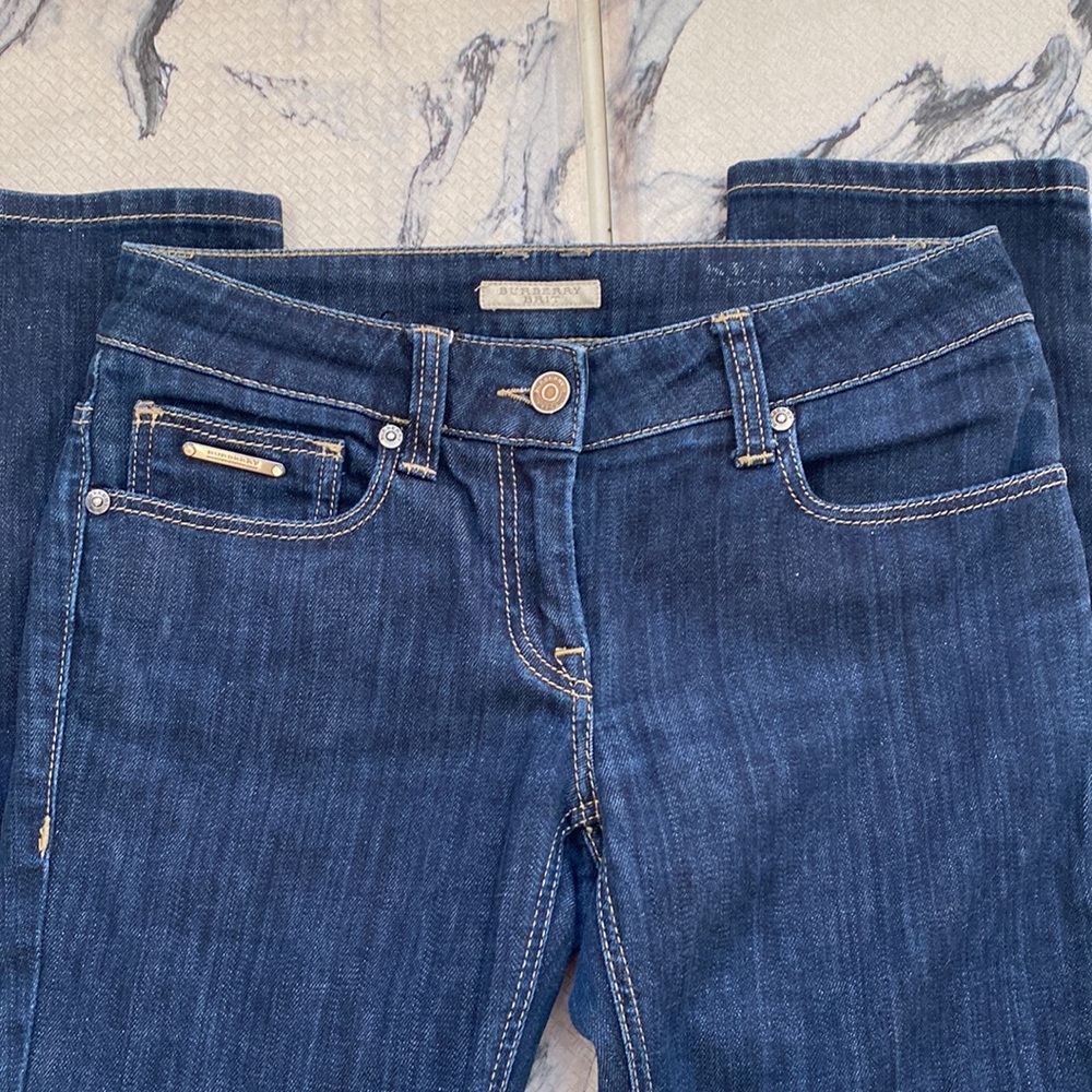 Womens Burberry Kensington Straight Leg Dark Jeans, EUC! Waist 25”,size 4 TALL🔥